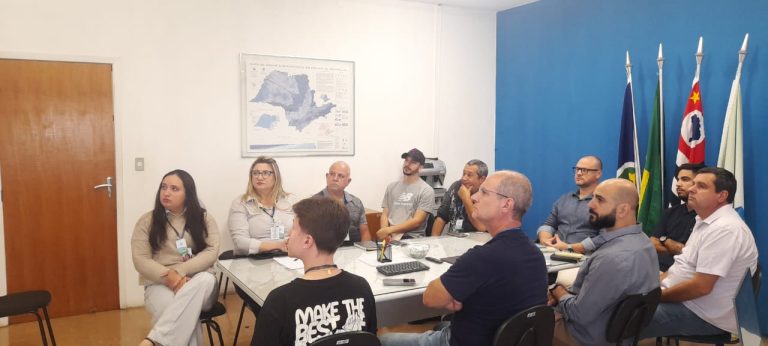 SAAE DISCUTE MELHORIAS NO ATENDIMENTO VIA 0800 E WHATSAPP